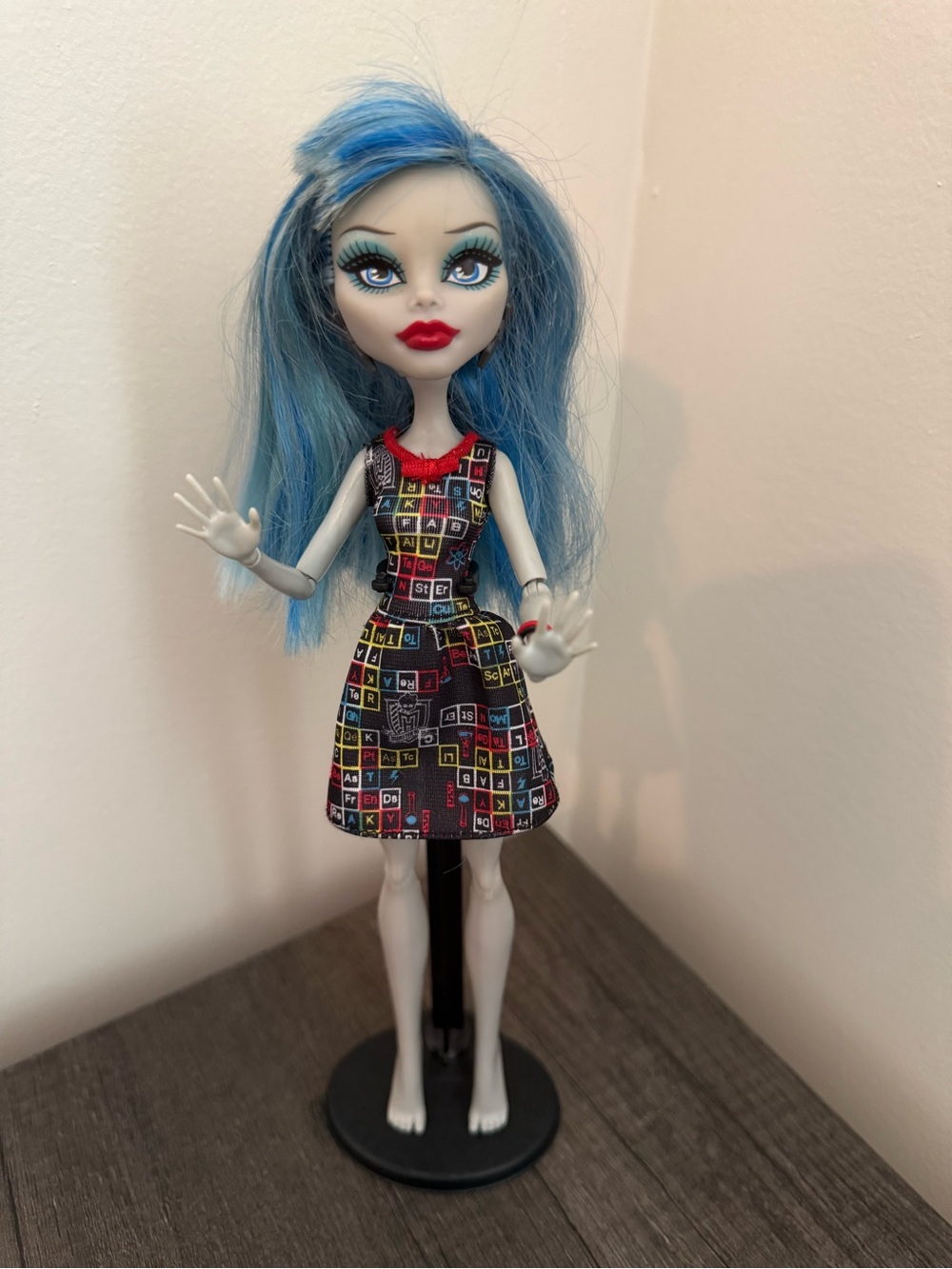 Monster High G1 Ghoulia Yelps Classroom "Mad Science" Doll 🧠🧪
